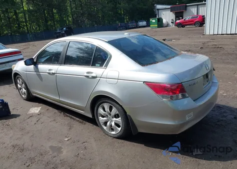 2008 Honda Accord 2.4 Ex-L z USA, uszkodzony, nr VIN 1HGCP26868A075505